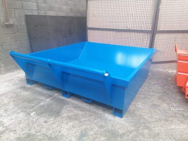 SB220 - Benne à béton à vidage progressif – Image 6